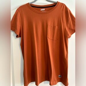 Duluth Trading 40 Grit pocket tee L